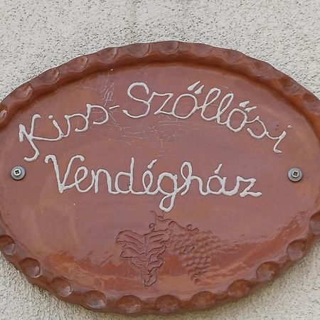 Kiss-Szollosi Vendeghaz Debrecen Eksteriør billede