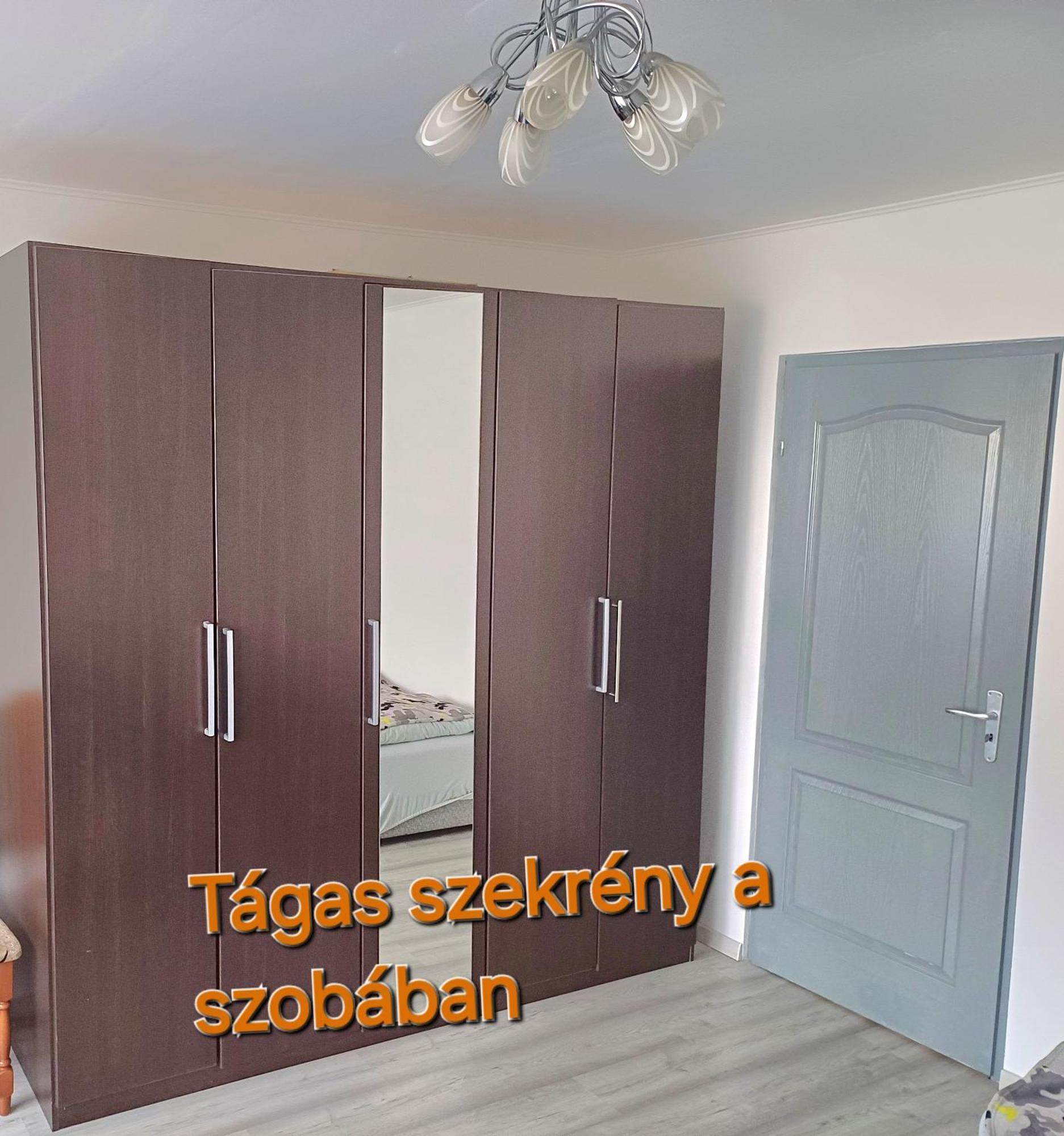 Kiss-Szollosi Vendeghaz Debrecen Eksteriør billede